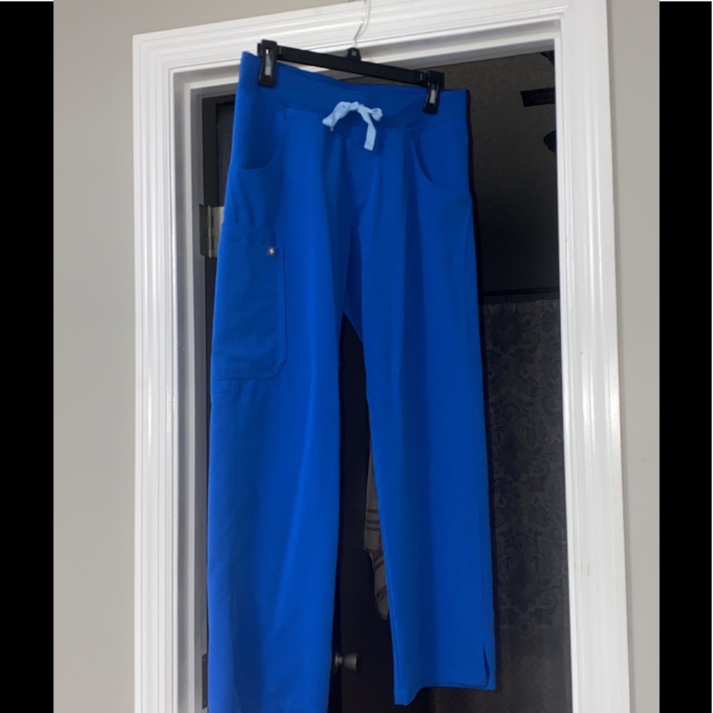Figs royal blue SET